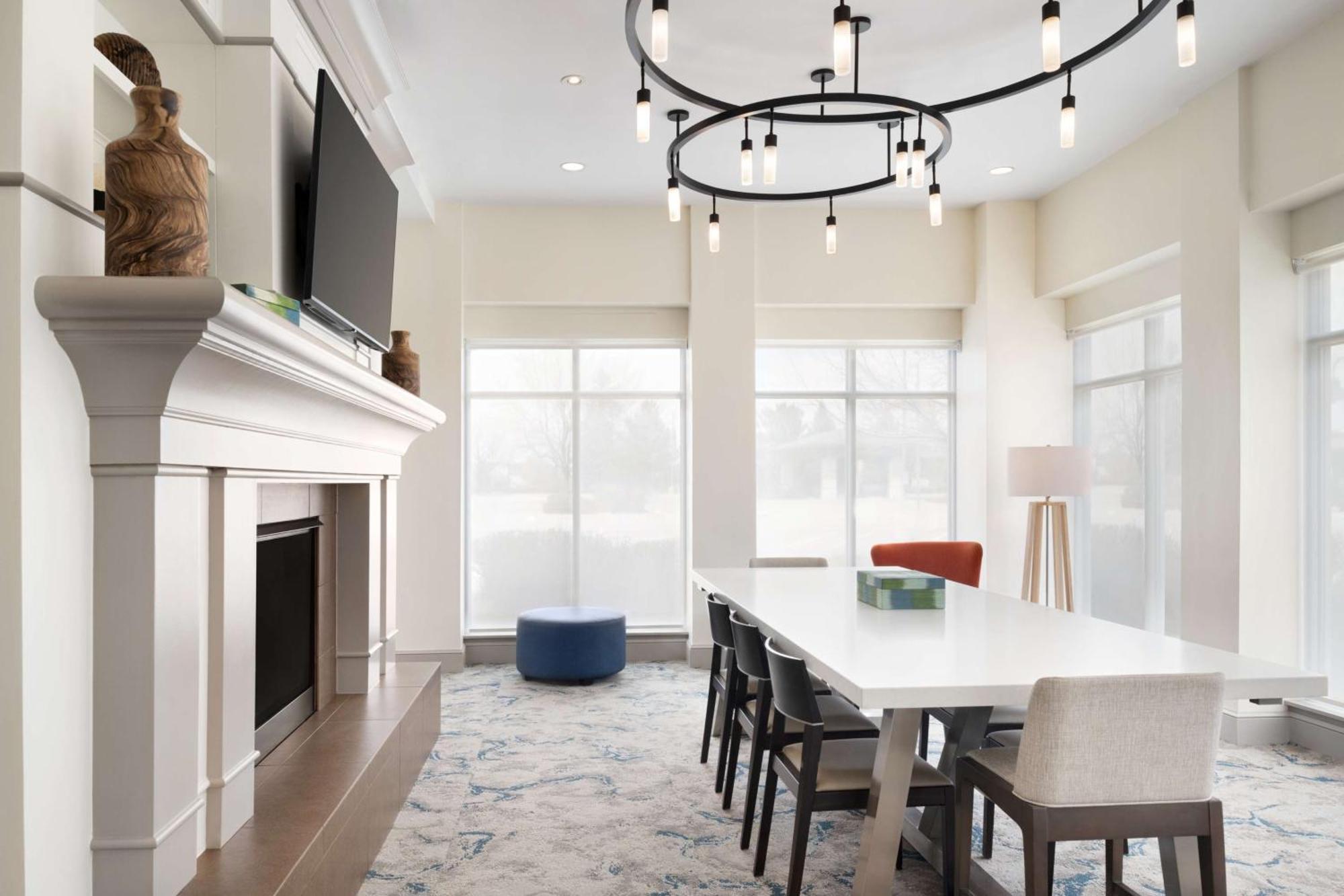 Hilton Garden Inn Fort Collins Eksteriør billede
