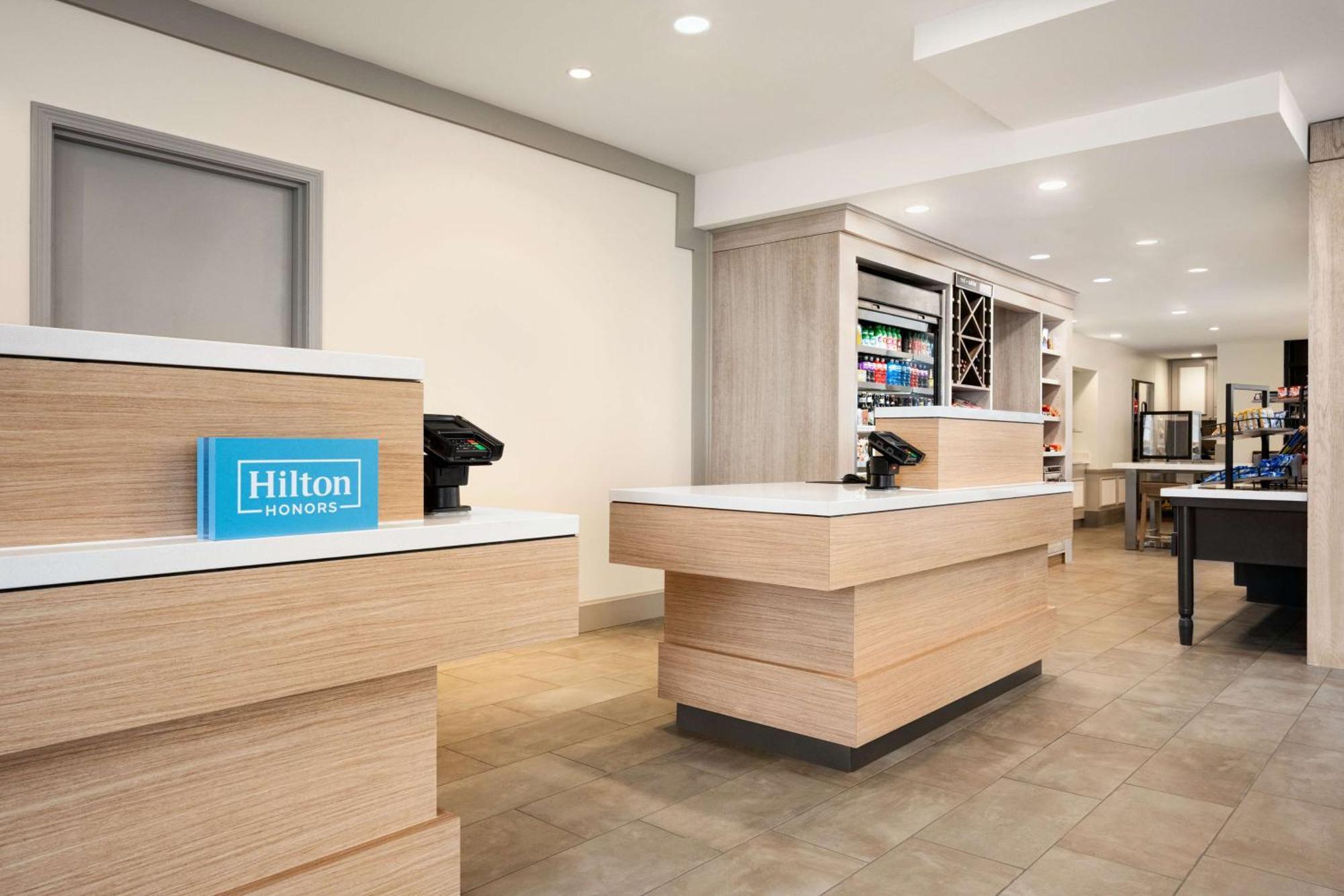 Hilton Garden Inn Fort Collins Eksteriør billede